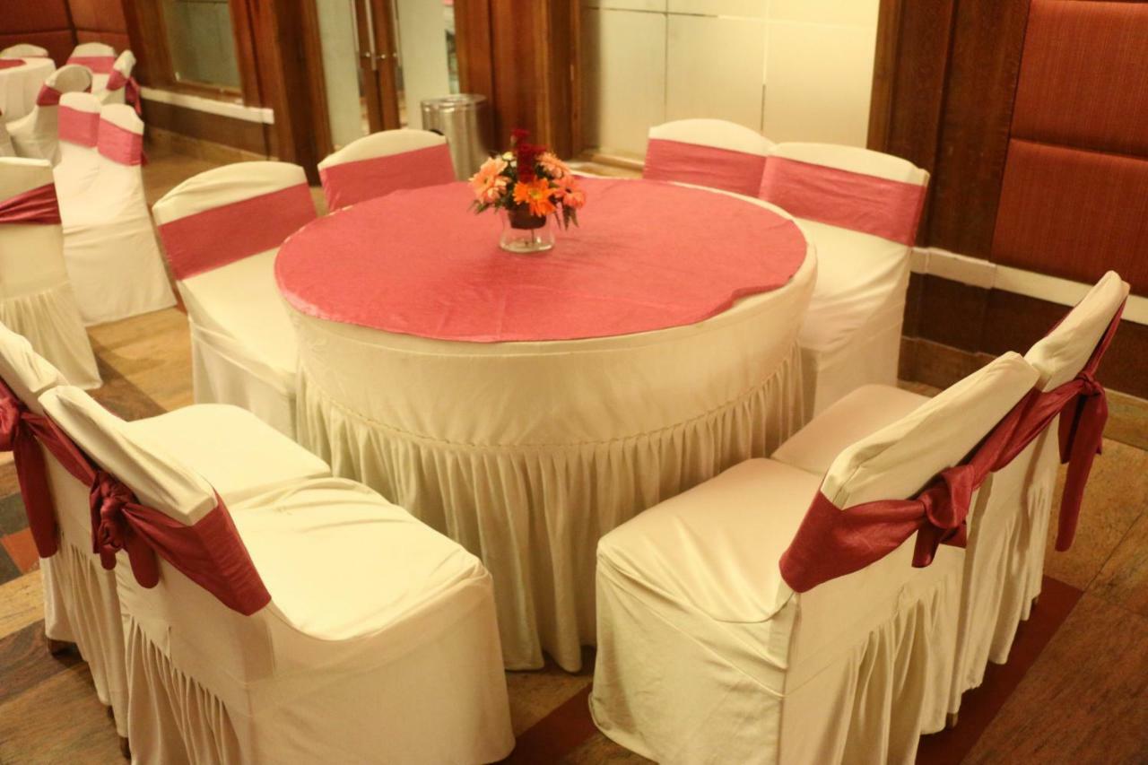 Hotel Western Court Chandīgarh Εξωτερικό φωτογραφία